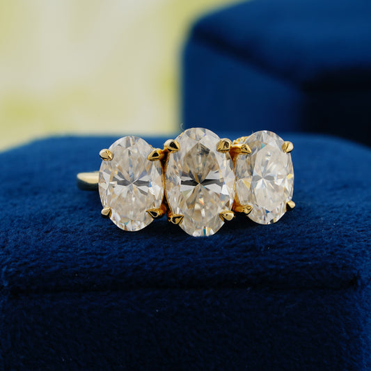 2.35 CT Oval Cut Lab Grown Diamond Three-Stone Engagement Ring with Classic Split Band