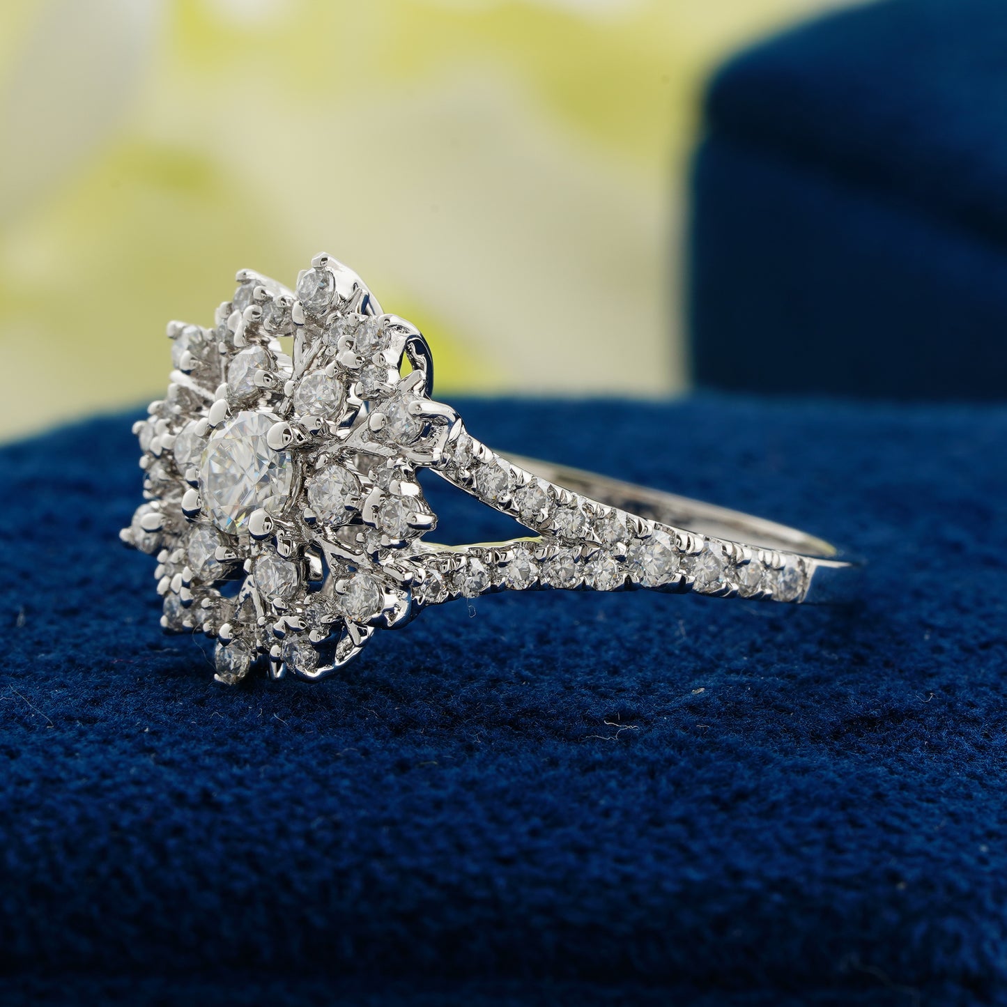 Snowflake Radiance Diamond Ring – A Whisper of Winter’s Magic