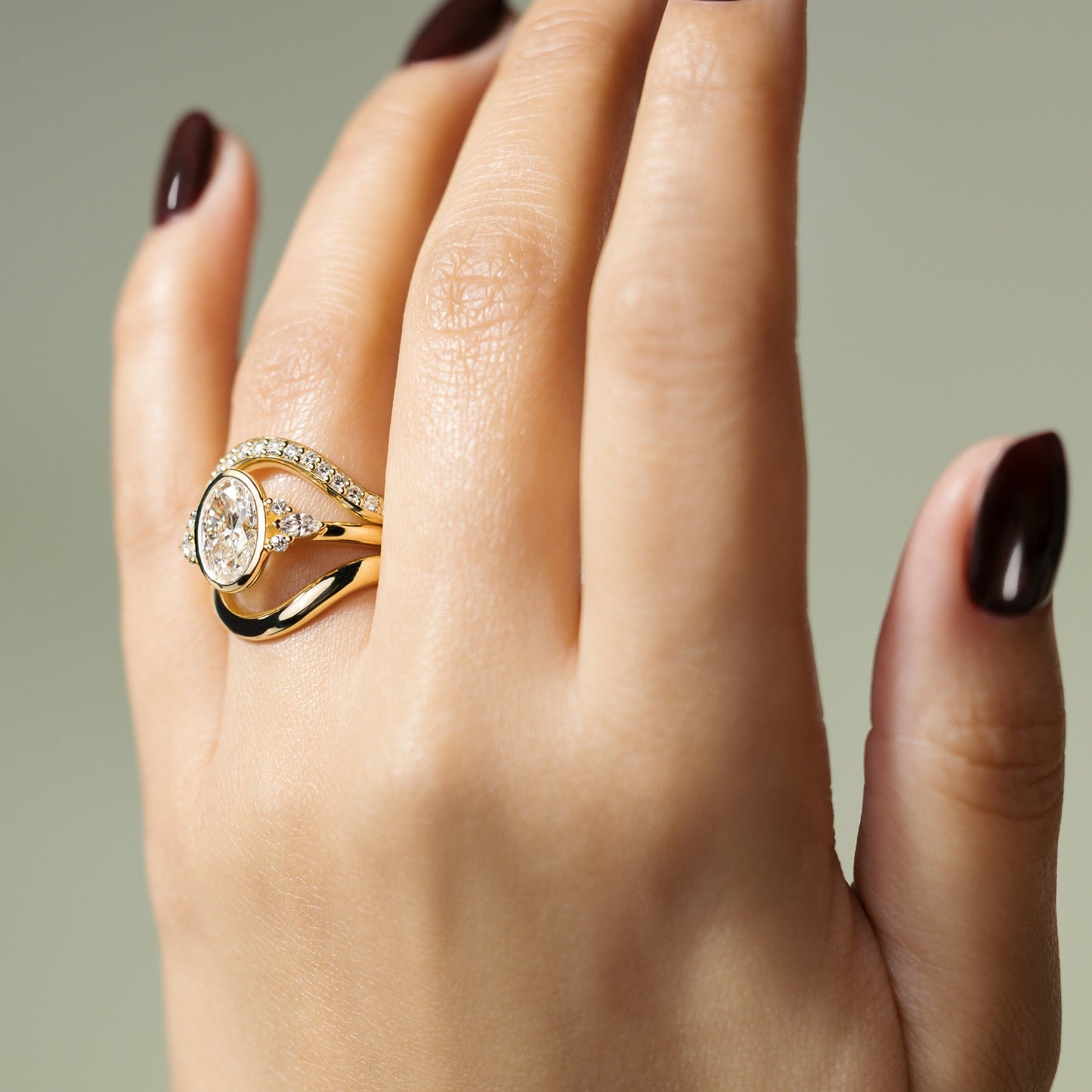 Oval Lab-Grown Diamond Floral Marquise Cluster Engagement Ring