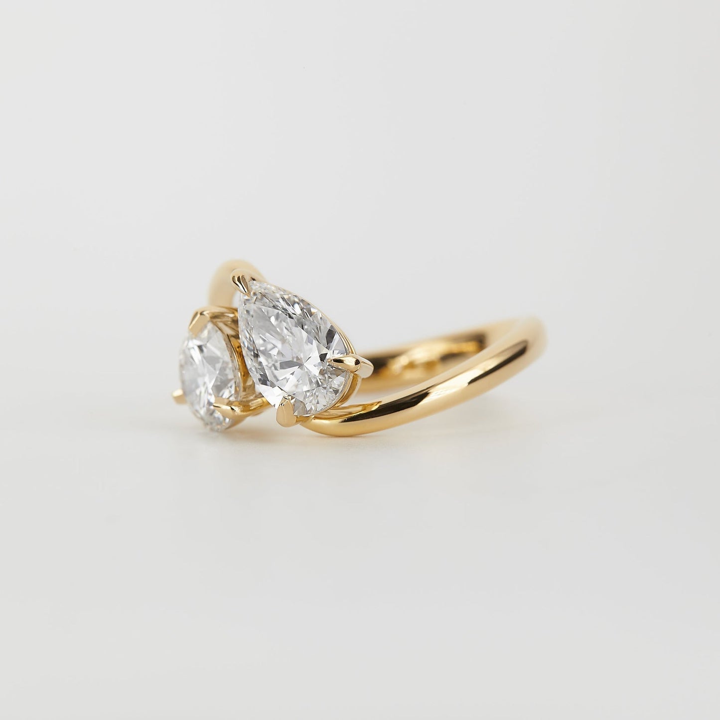 Pear & Round Lab Diamond Toi et Moi Bypass Ring