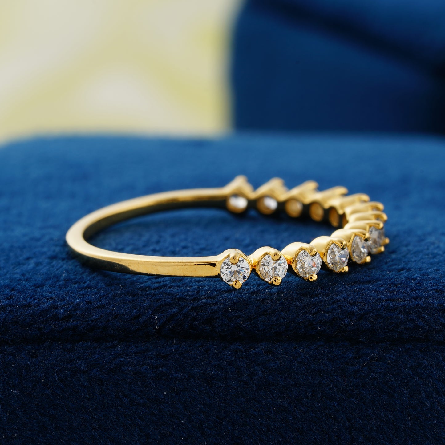 Heart-Style Lab Grown Diamond Wedding Band