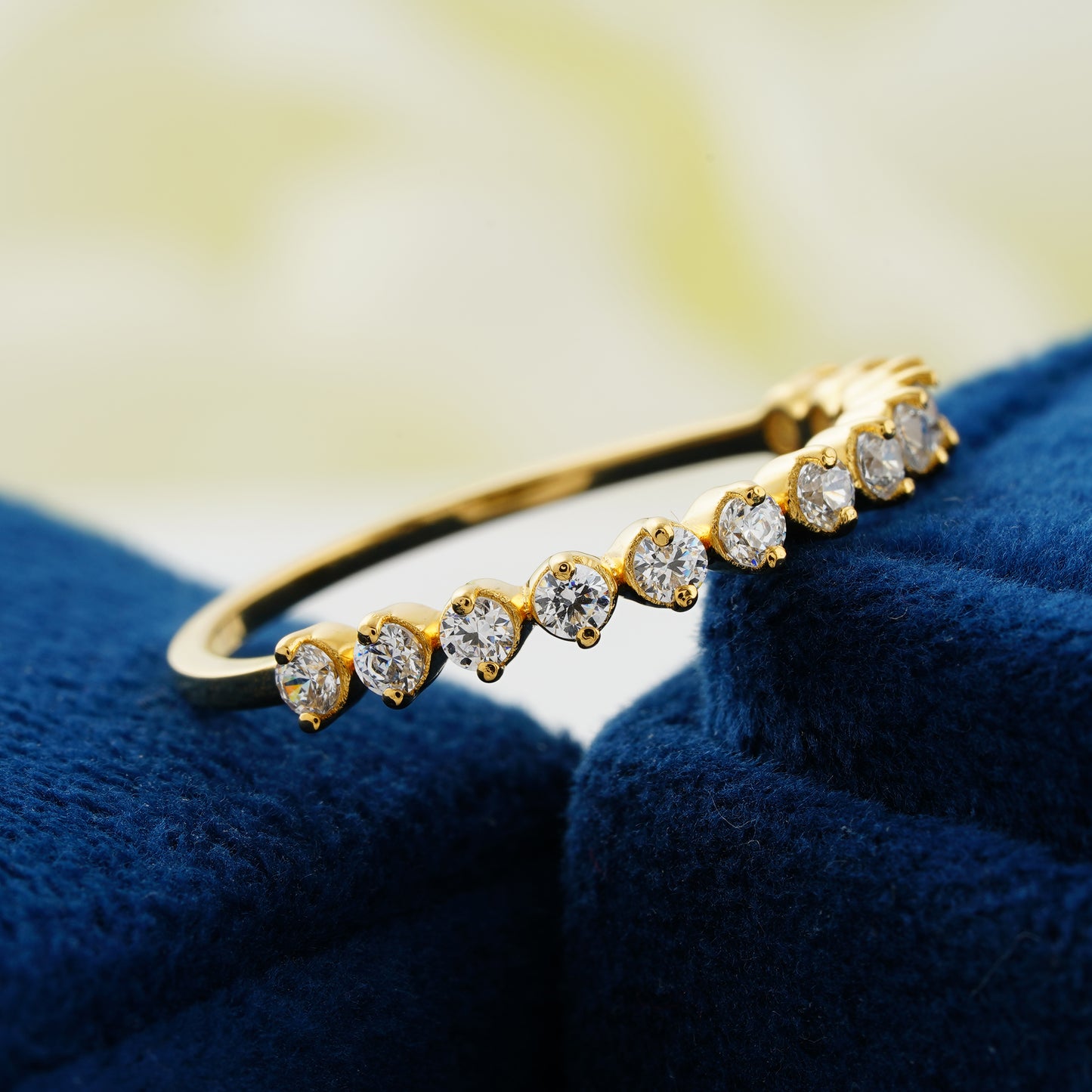 Heart-Style Lab Grown Diamond Wedding Band
