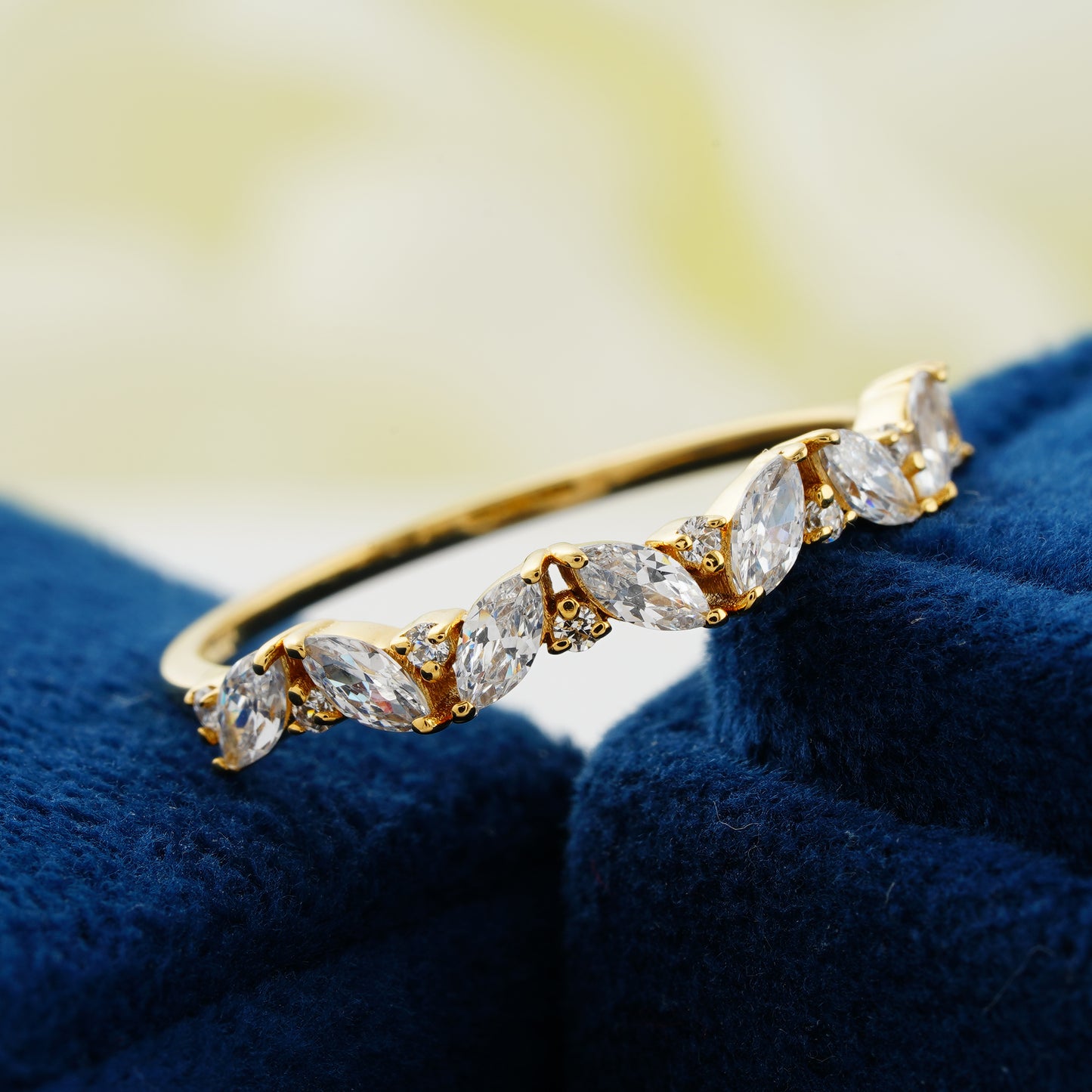 Golden Leaf Marquise and Round Lab Grown Diamond Wedding Band