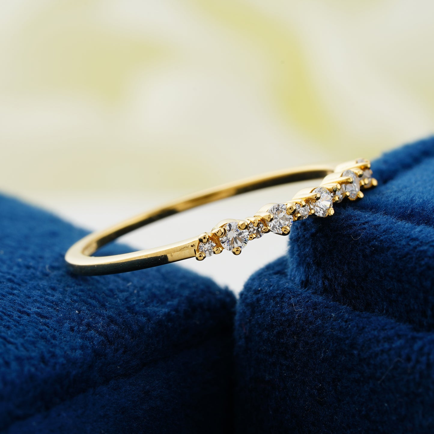 Luna Grace Graduated Lab Grown Diamond Wedding Band