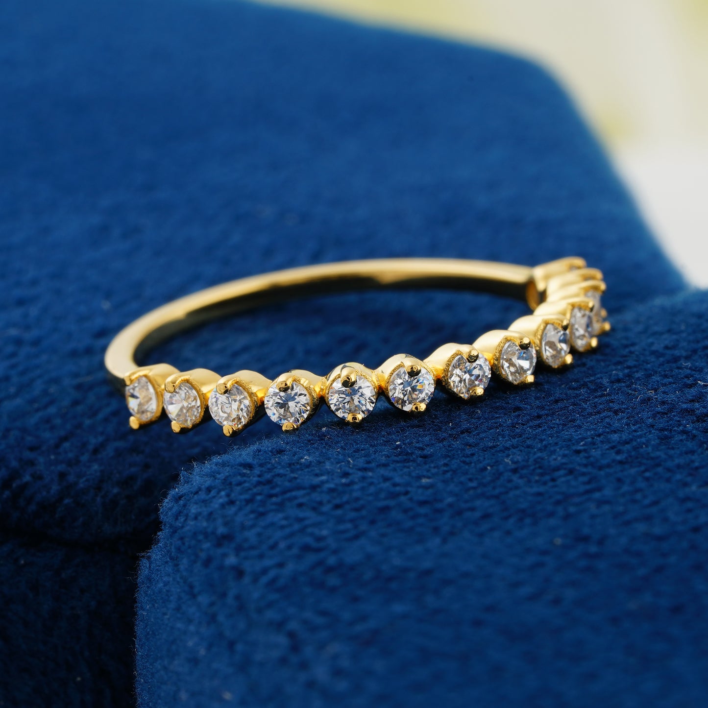 Heart-Style Lab Grown Diamond Wedding Band