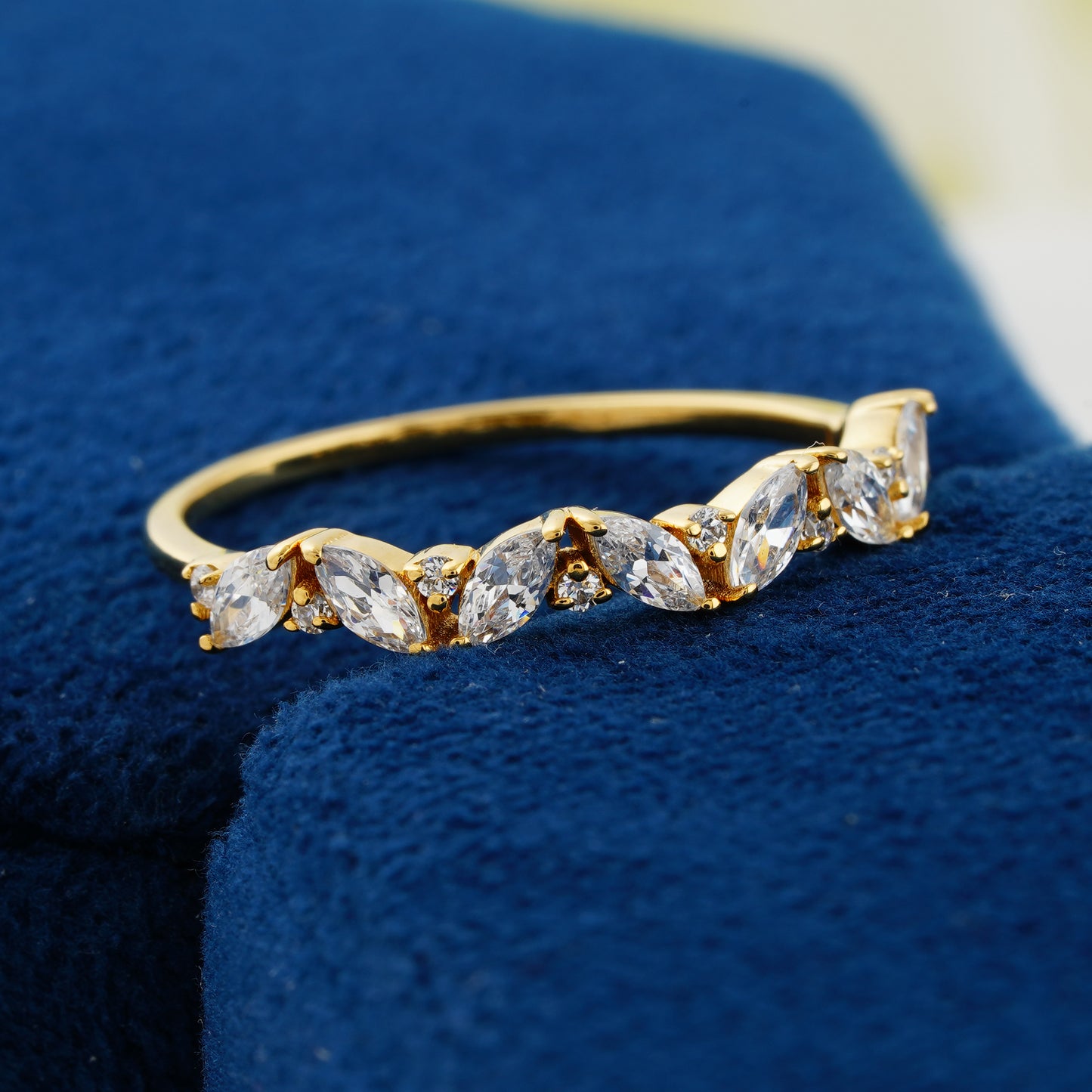 Golden Leaf Marquise and Round Lab Grown Diamond Wedding Band