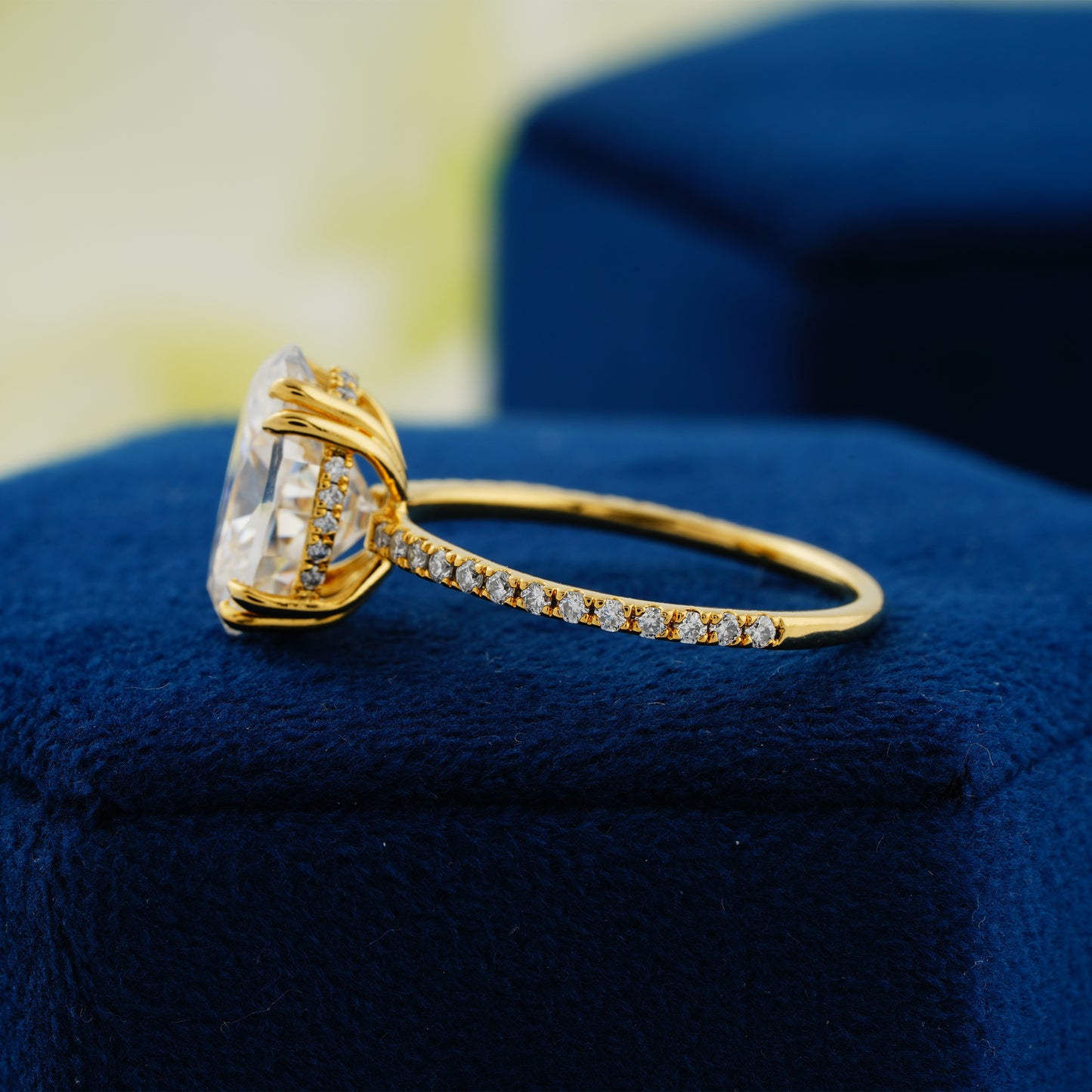 4.00 CT Oval Cut Lab Grown Diamond Engagement Ring