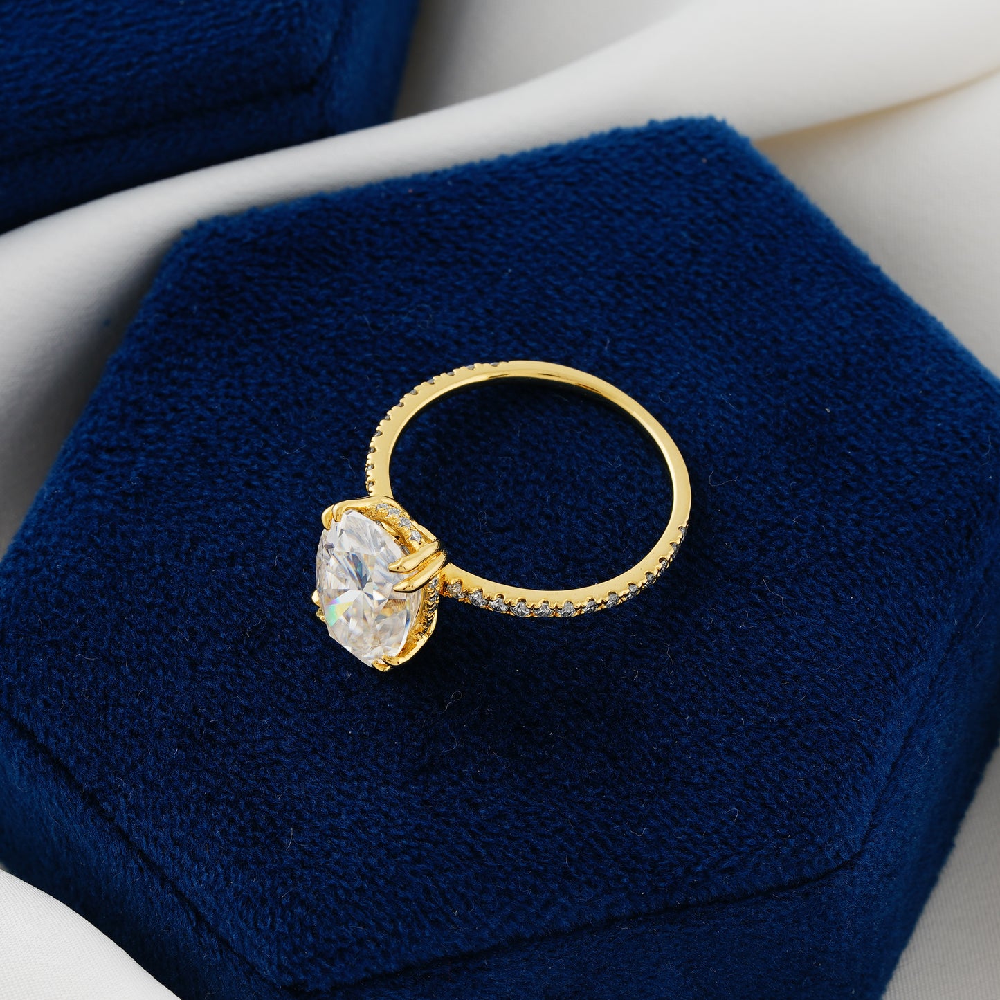 4.00 CT Oval Cut Lab Grown Diamond Engagement Ring