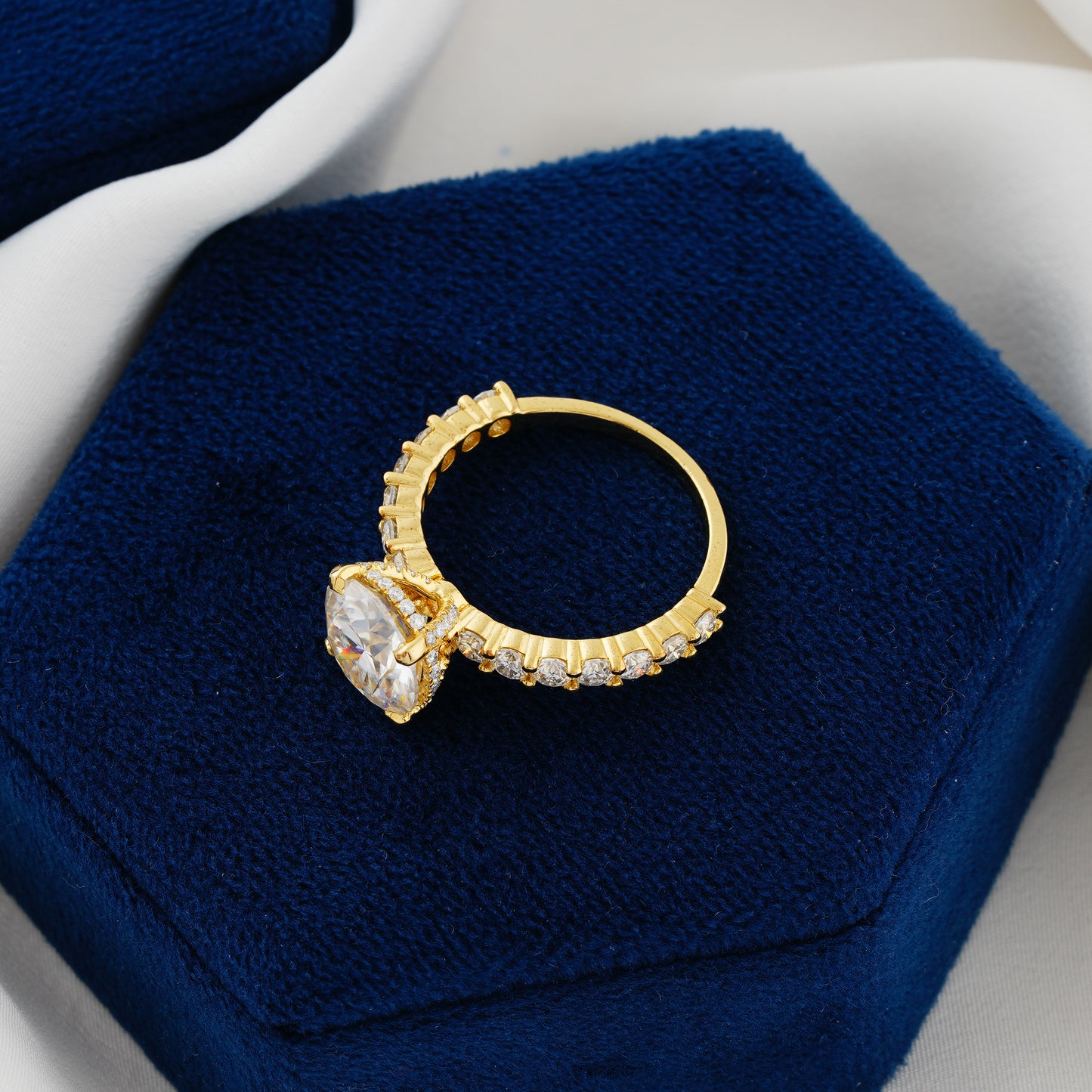 2.75 CT Round Cut Lab Grown Diamond Engagement Ring