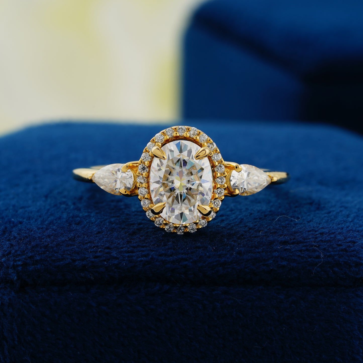 1.33 CT Oval Lab Grown Diamond Halo Ring