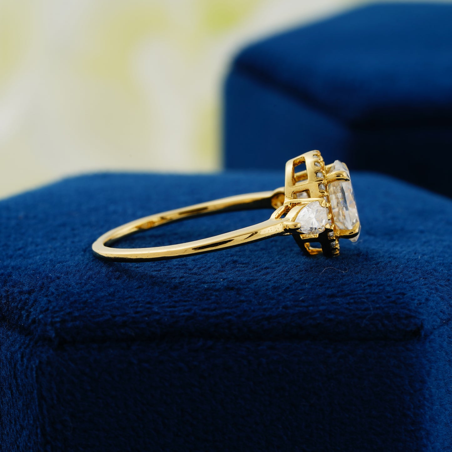 1.33 CT Oval Lab Grown Diamond Halo Ring