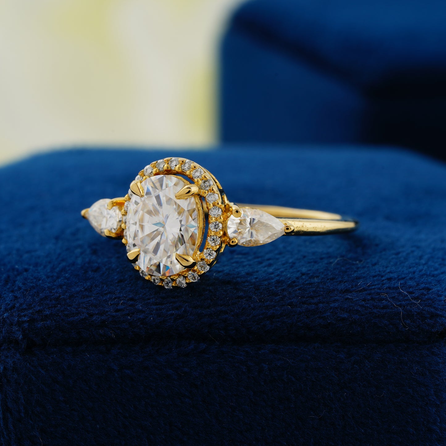 1.33 CT Oval Lab Grown Diamond Halo Ring