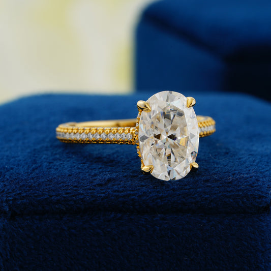 4 CT Oval Cut Lab Grown Diamond Engagement Ring — A Dazzling Symbol of Forever