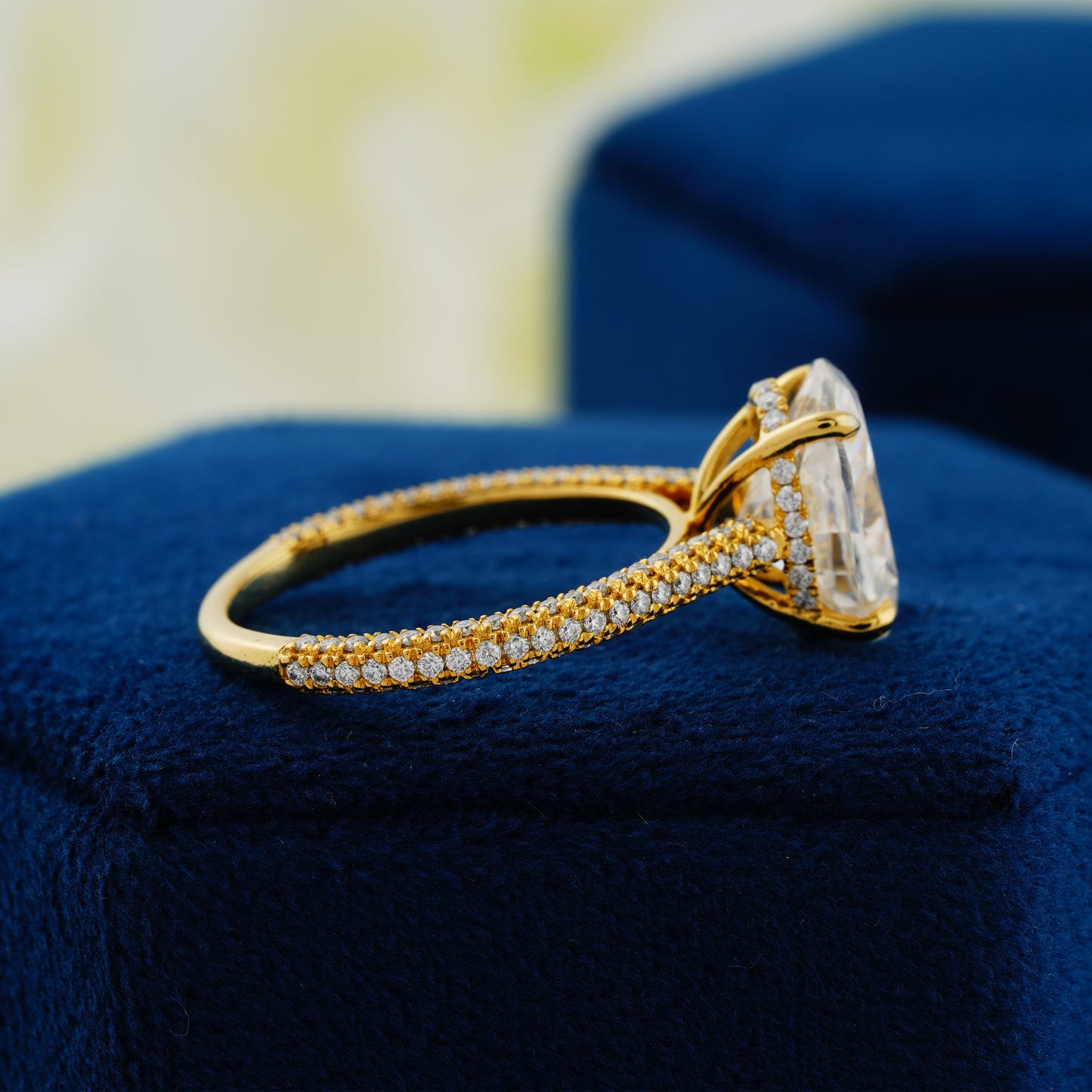 4 CT Oval Cut Lab Grown Diamond Engagement Ring — A Dazzling Symbol of Forever