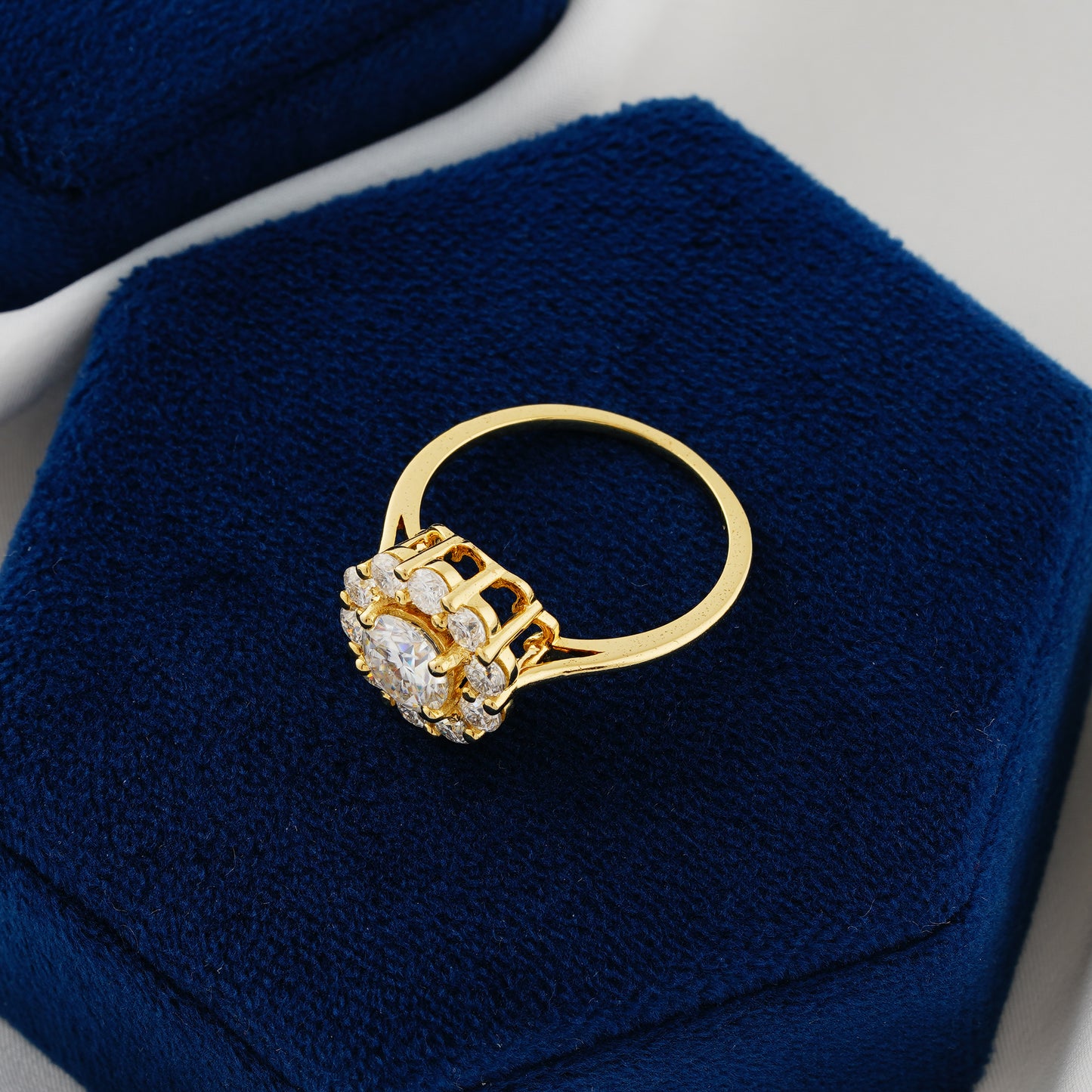 1 CT Round Cut Lab Grown Diamond Floral Halo Engagement Ring