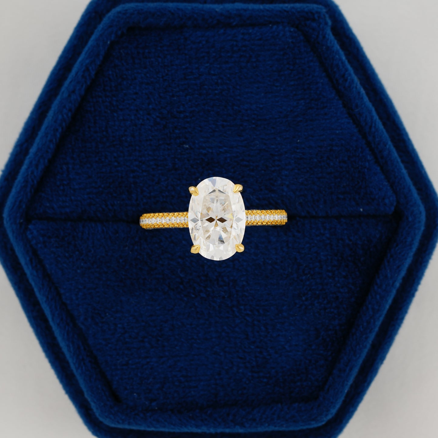 4 CT Oval Cut Lab Grown Diamond Engagement Ring — A Dazzling Symbol of Forever