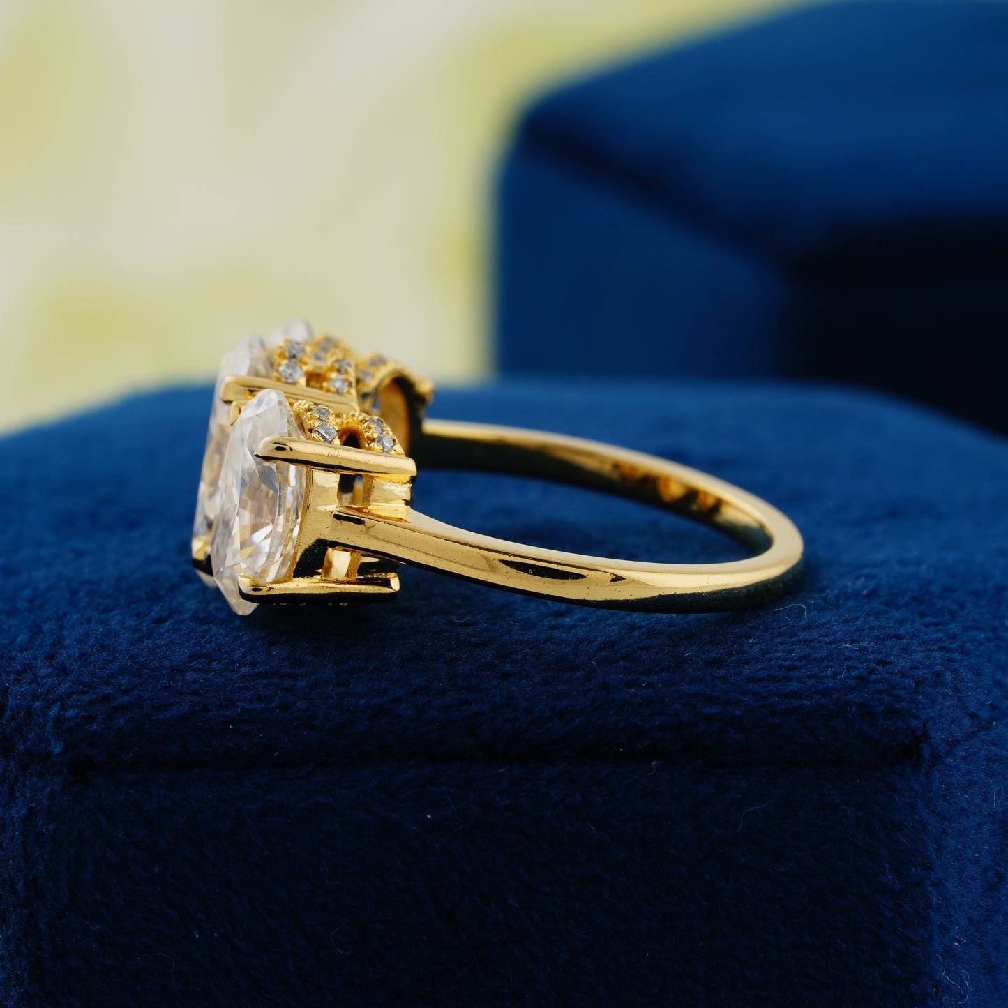 2.35 CT Oval Cut Lab Grown Diamond Three-Stone Engagement Ring with Classic Split Band