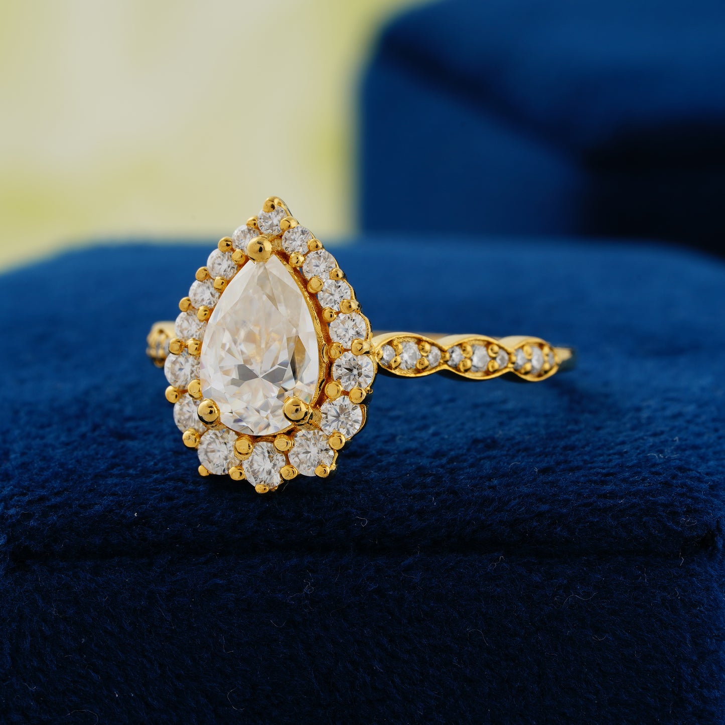 1.93 CT Pear Halo Lab Grown Diamond Engagement Ring – The Dewdrop Promise