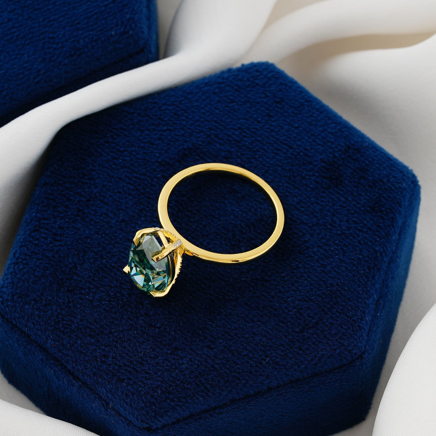 5.6 CT Blue-Green Pear Cut Lab Grown Diamond Engagement Ring – The Teardrop of the Sea