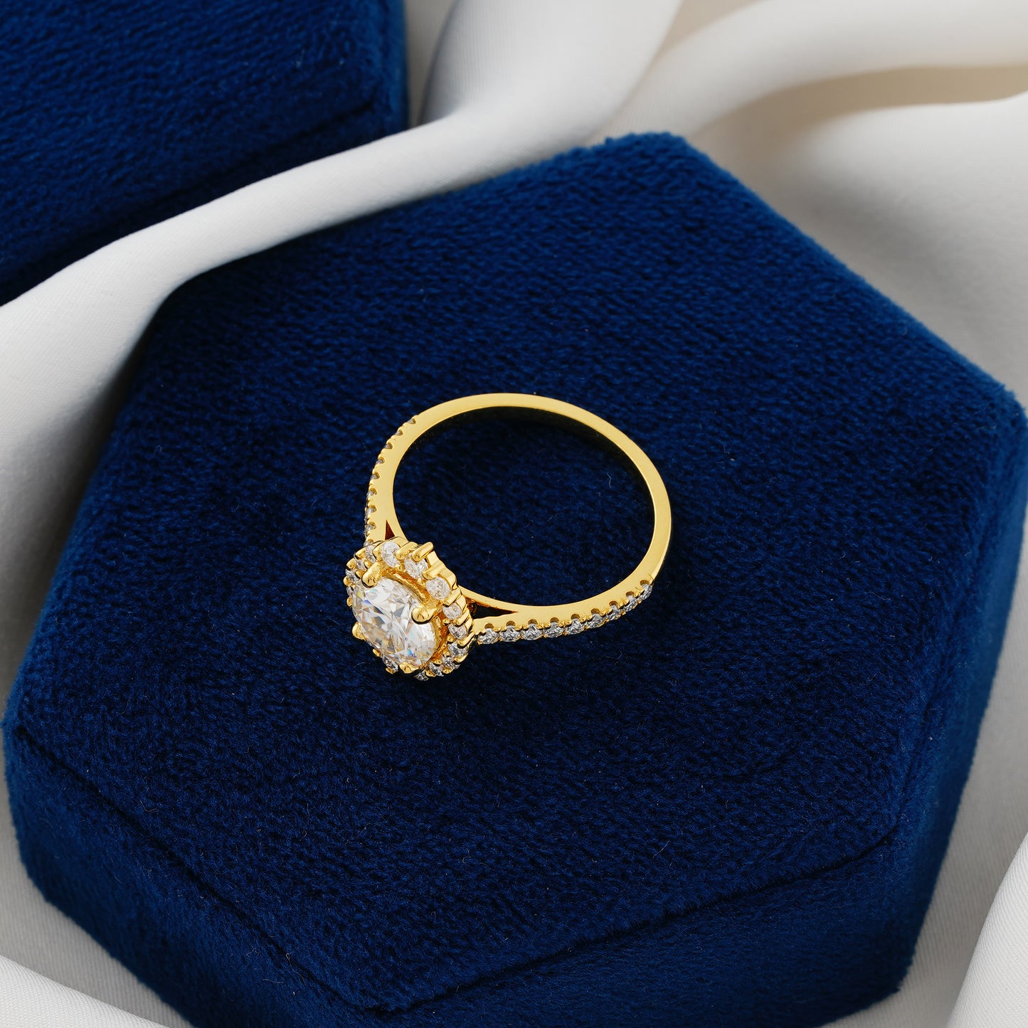 1.25 CT Round Cut Lab Grown Diamond Halo Ring – A Circle of Love and Eternal Brilliance