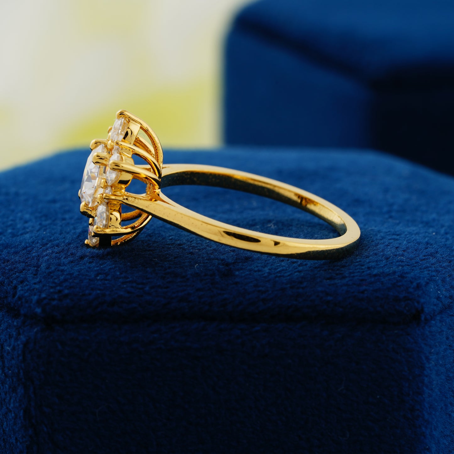 1 CT Round Cut Lab Grown Diamond Floral Halo Engagement Ring – A Bloom of Eternal Love