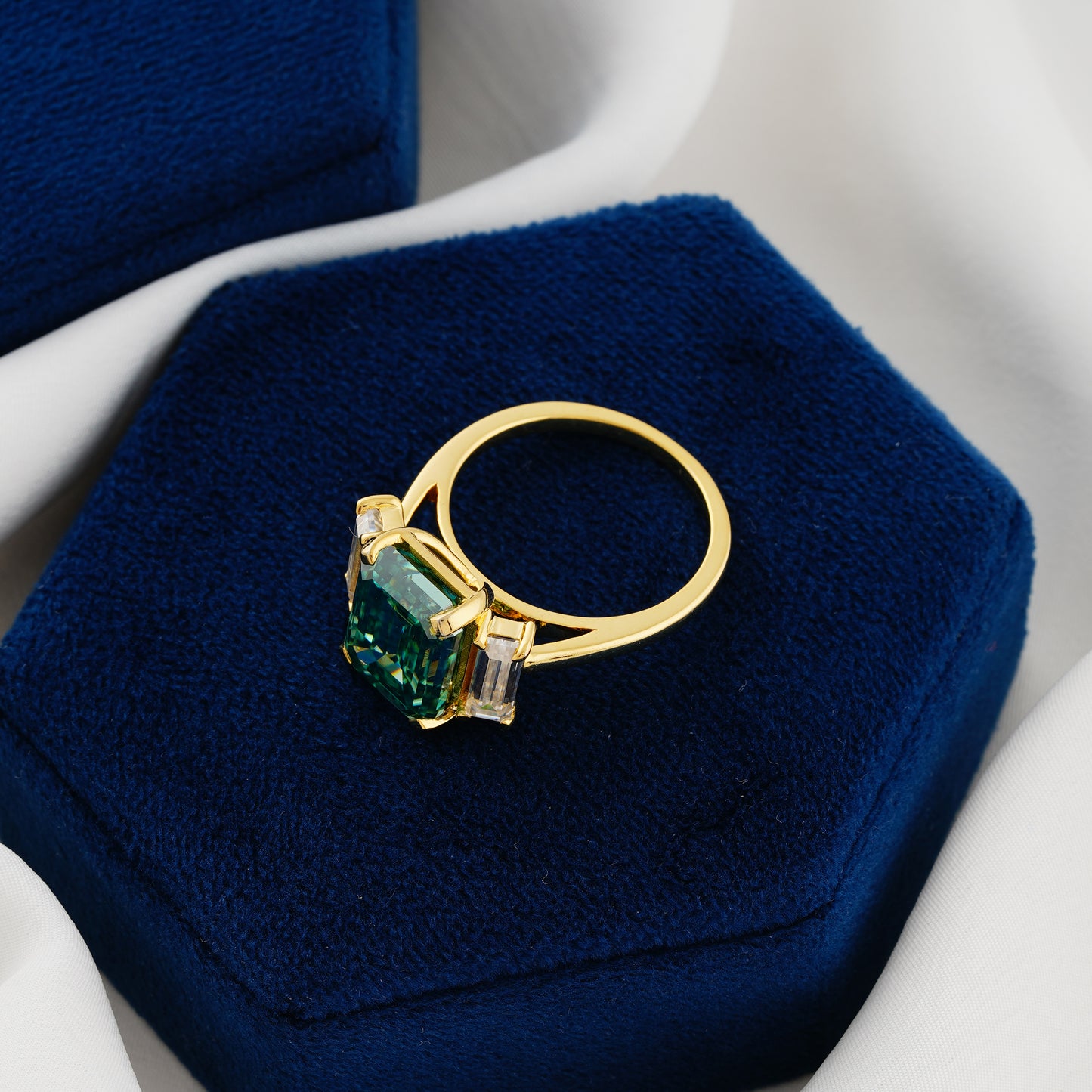 6.2 CT Dark Green Emerald Cut Ring – The Majestic Emerald