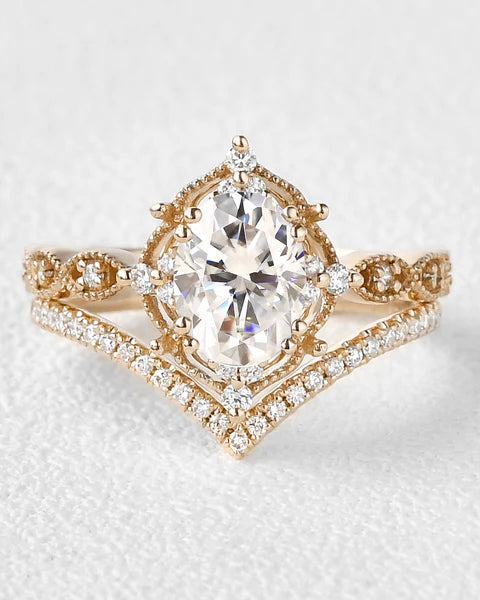 Aurora Vintage Oval Lab Grown Diamond Bridal Set