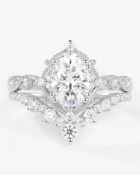 Aurora Vintage Oval Lab Grown Diamond Bridal Set