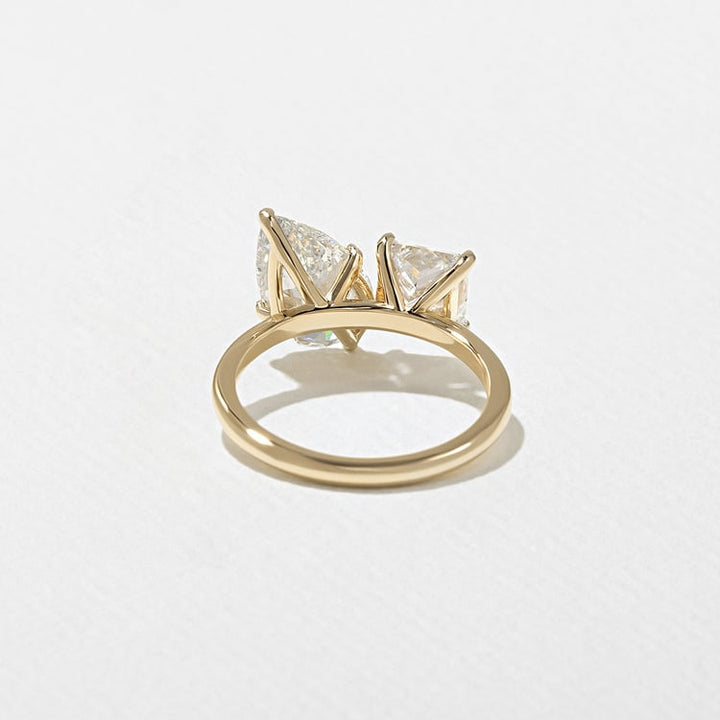 Pear & Princess Cut Lab Grown Diamond Toi et Moi Engagement Ring
