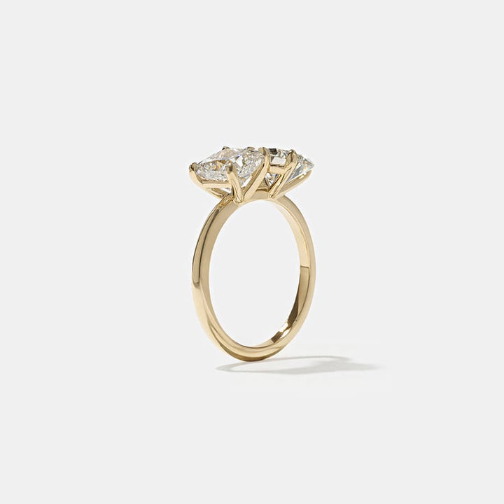 Pear & Princess Cut Lab Grown Diamond Toi et Moi Engagement Ring