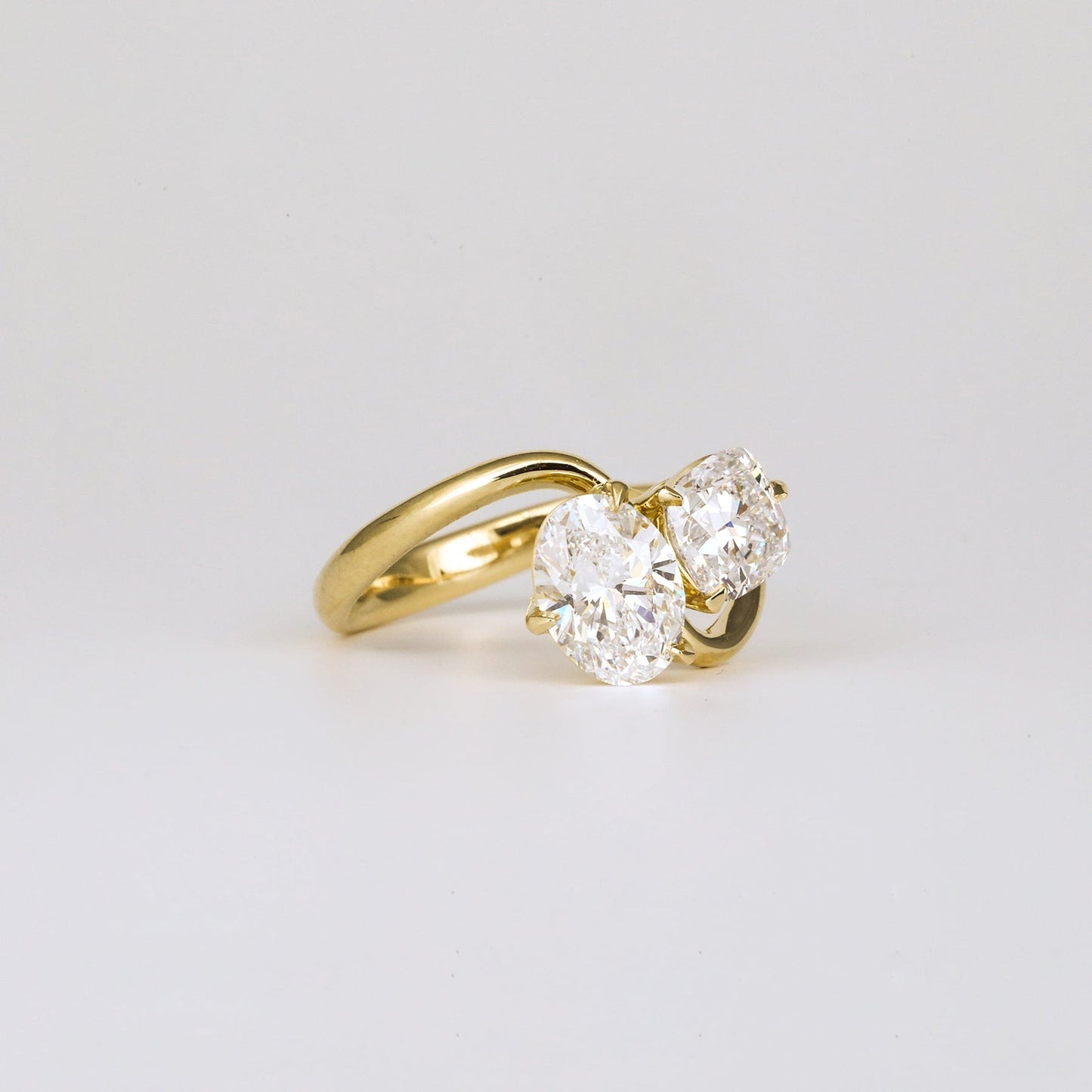 Oval & Cushion Lab Diamond Toi et Moi Bypass Ring