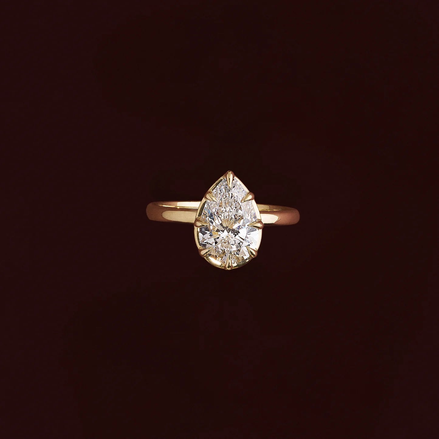 Pear Shaped Lab-Grown Diamond Bezel & Claw Prong Engagement Ring