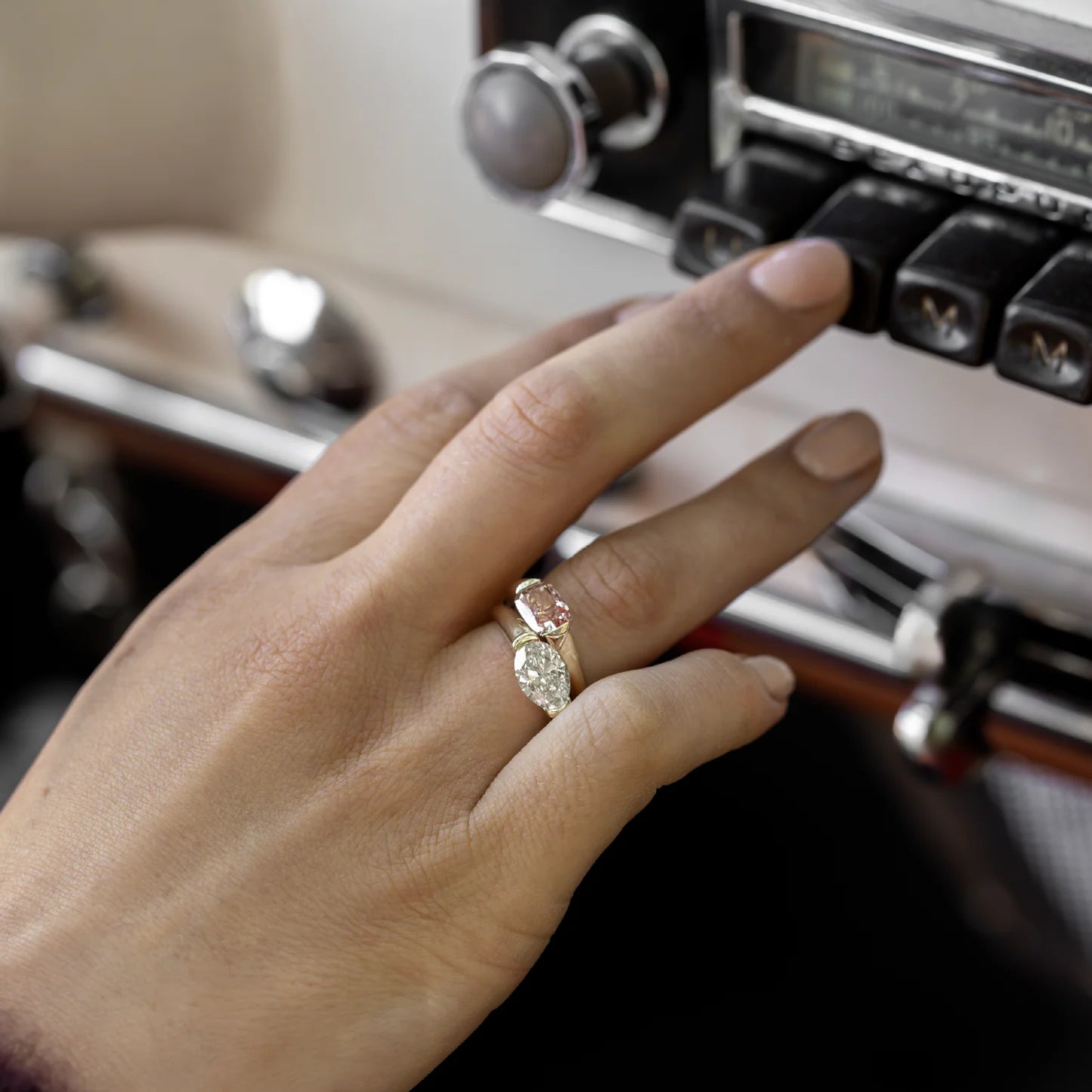 East-West Oval Cut Lab-Grown Diamond Bar-Set Engagement Ring with Dome Band