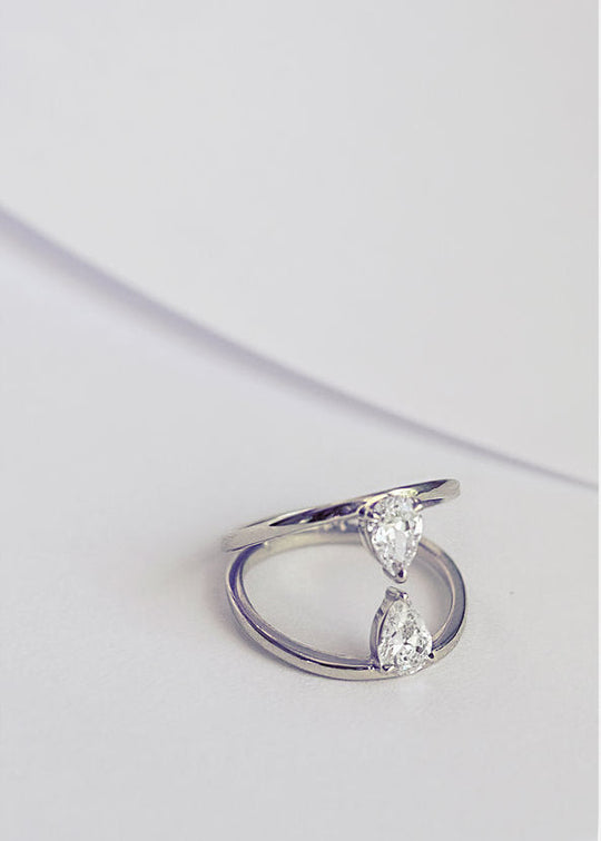 Double Pear Lab Grown Diamond Open Cage Toi et Moi Ring – Mirror-Set Duo Band