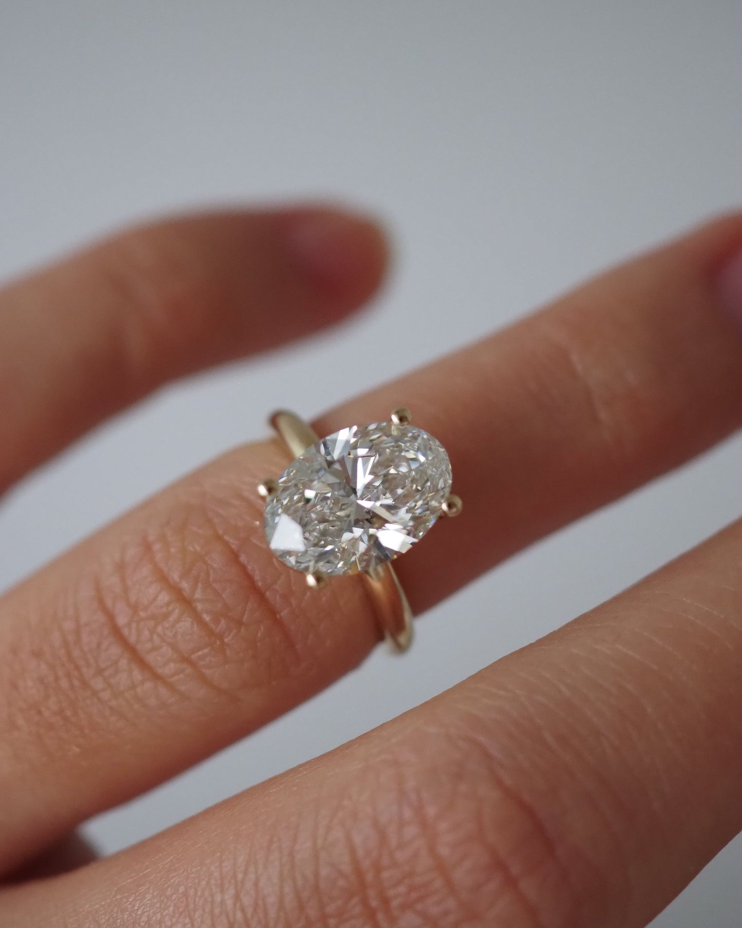 Oval Lab Diamond Solitaire Ring with Plain Band