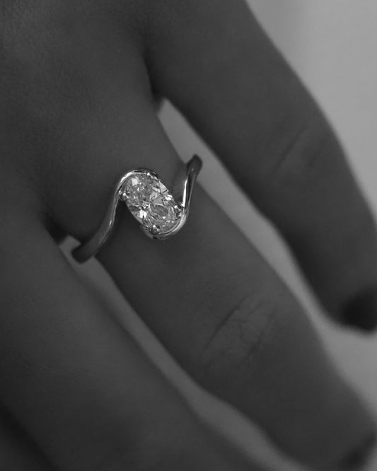 Oval Lab Diamond Solitaire Ring with Swirl Band