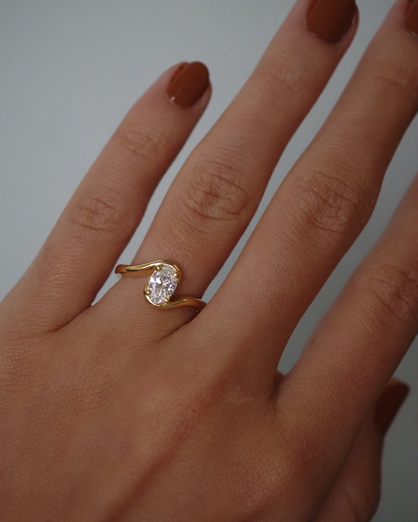 Oval Lab Diamond Solitaire Ring with Swirl Band