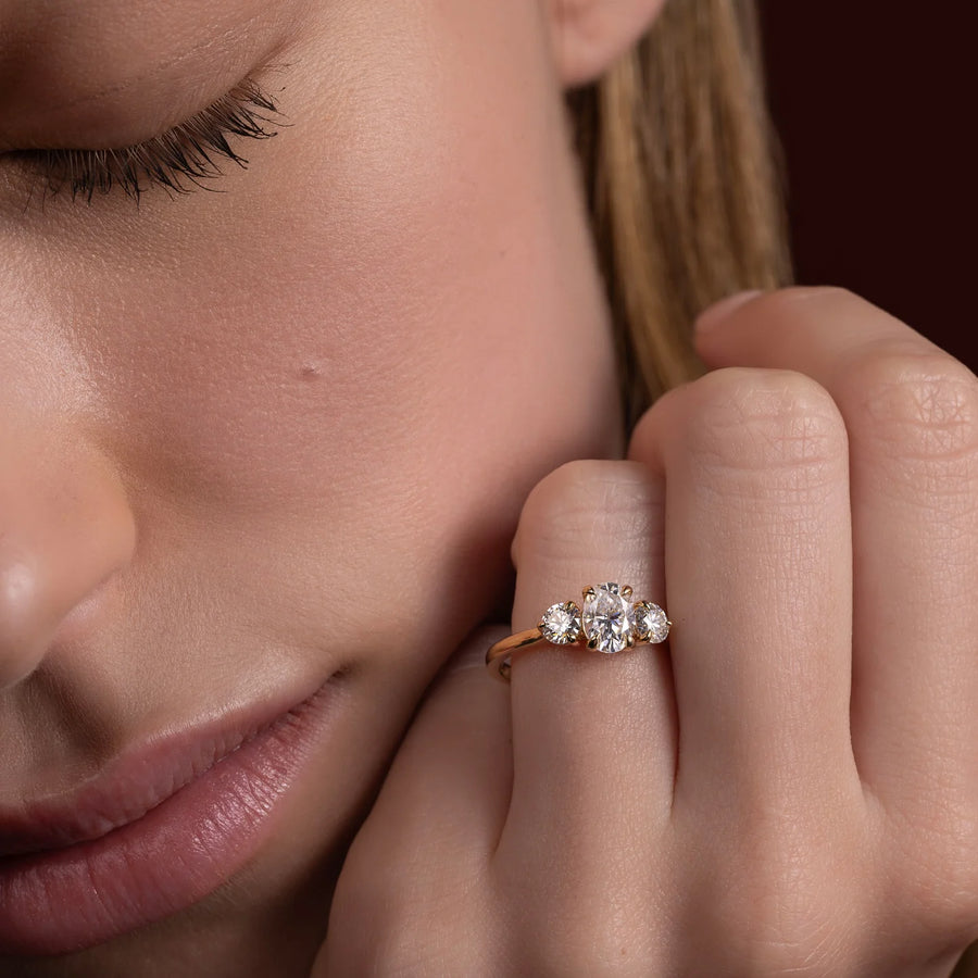 Oval & Round Lab-Grown Diamond Three Stone Engagement Ring with Plain Band