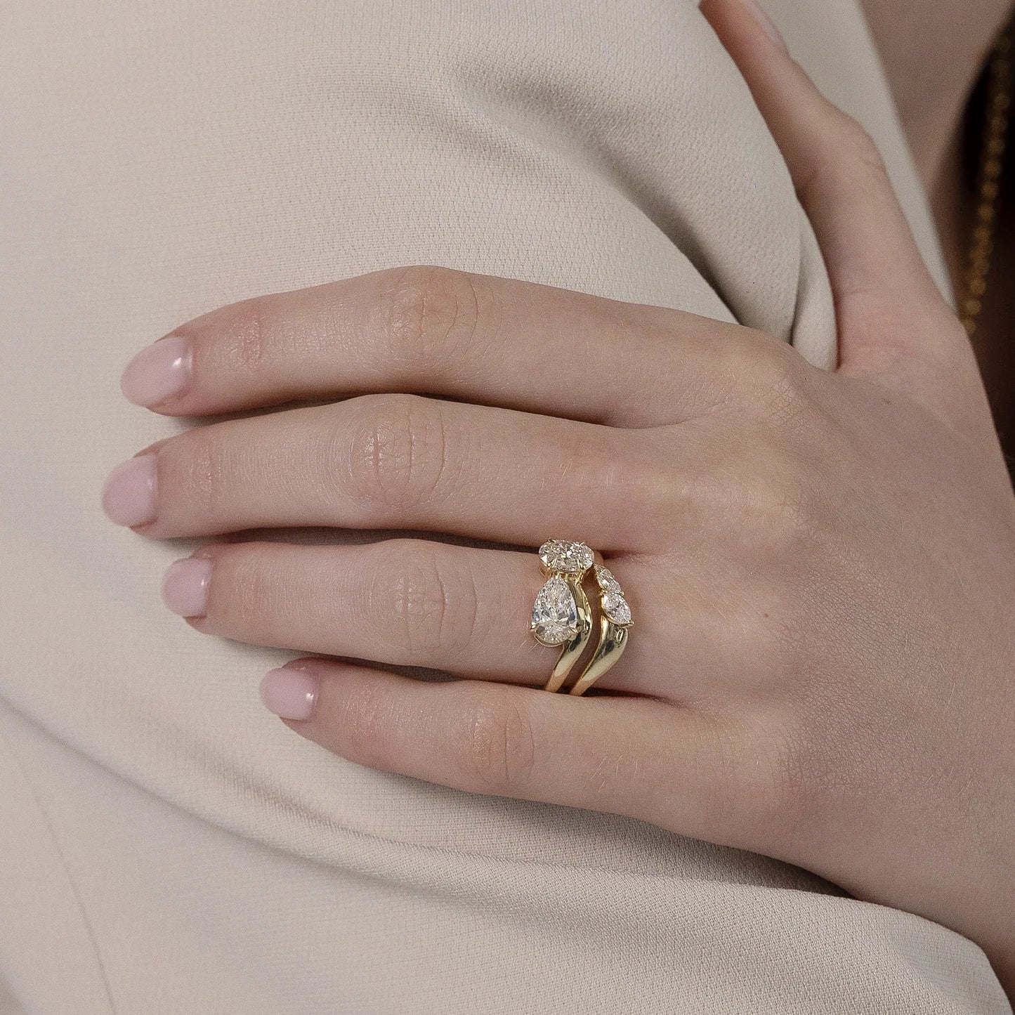 Oval & Pear Lab-Grown Diamond Toi et Moi Engagement Ring