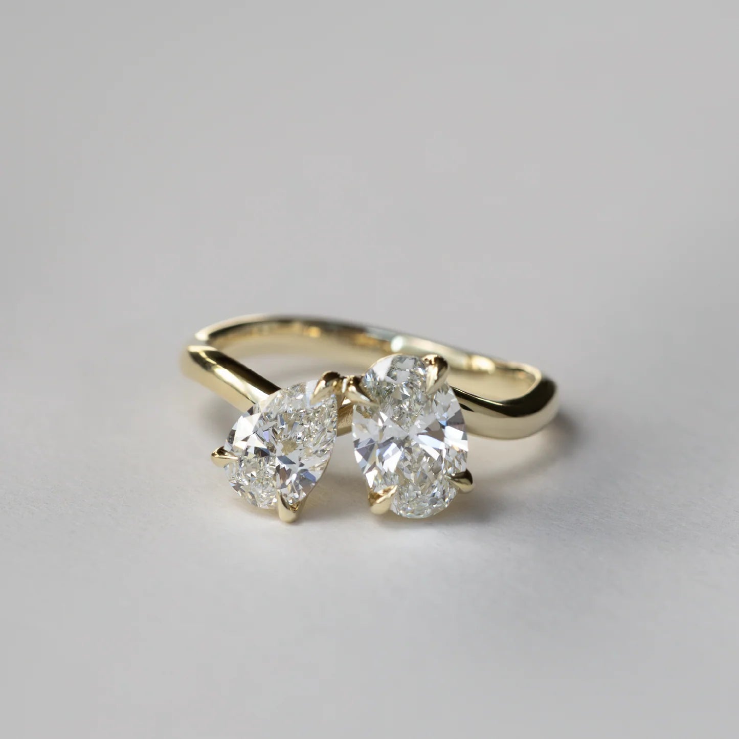 Pear & Oval Lab-Grown Diamond Toi et Moi Engagement Ring