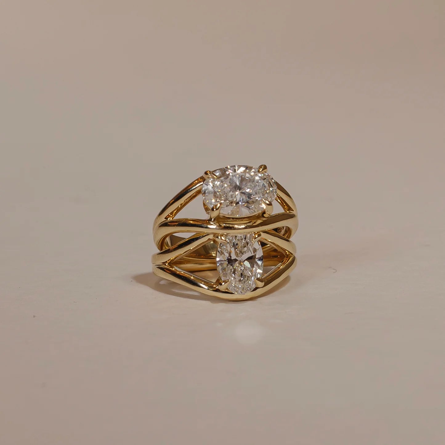 Oval Cut Lab-Grown Diamond Solitaire Engagement Ring with Split Shank