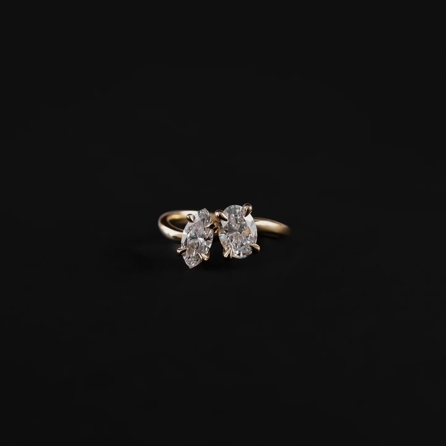 Oval & Marquise Lab-Grown Diamond Toi et Moi Engagement Ring