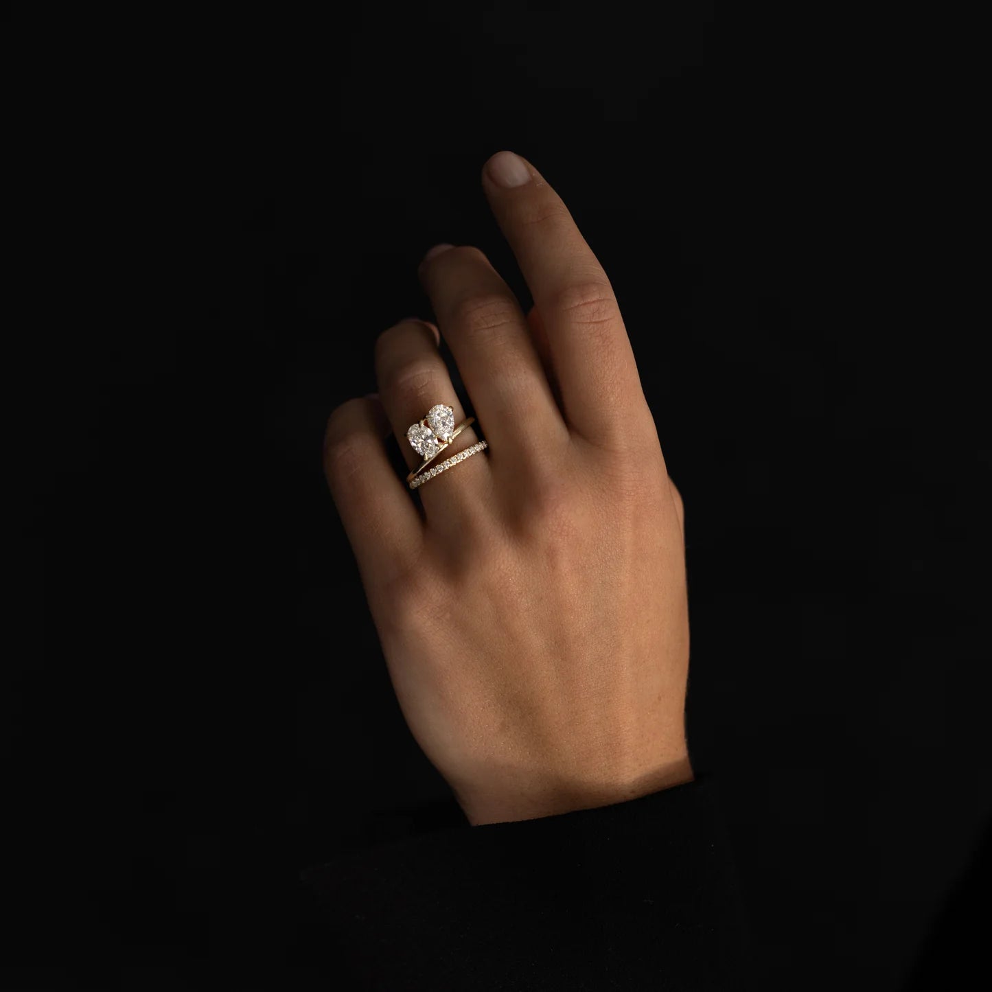 Mirrored Oval & Pear Lab-Grown Diamond Toi et Moi Engagement Ring