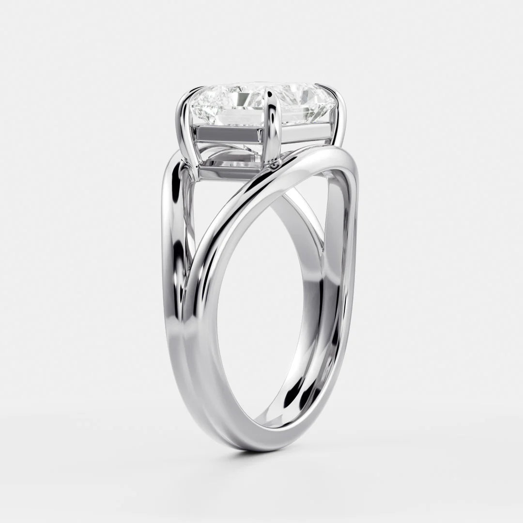 Princess Cut Lab-Grown Diamond Solitaire Engagement Ring with Split Shank