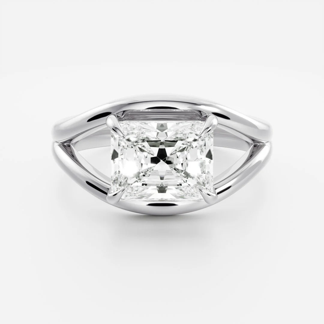 Princess Cut Lab-Grown Diamond Solitaire Engagement Ring with Split Shank